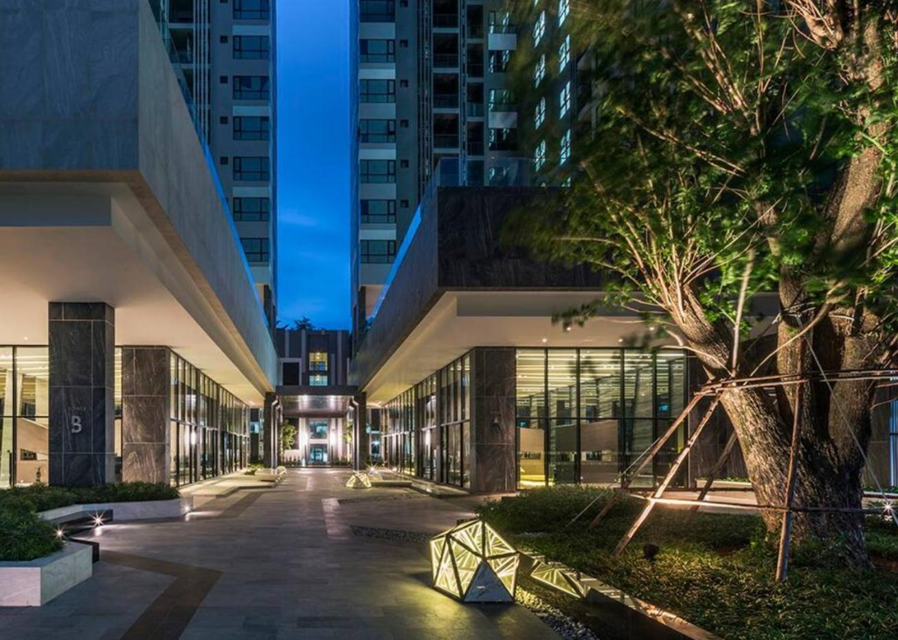 Appartement 芭提雅the Base公寓网红无边泳池 距离海边200多米 步行可到步行街酒吧街商场蒂夫尼人妖秀