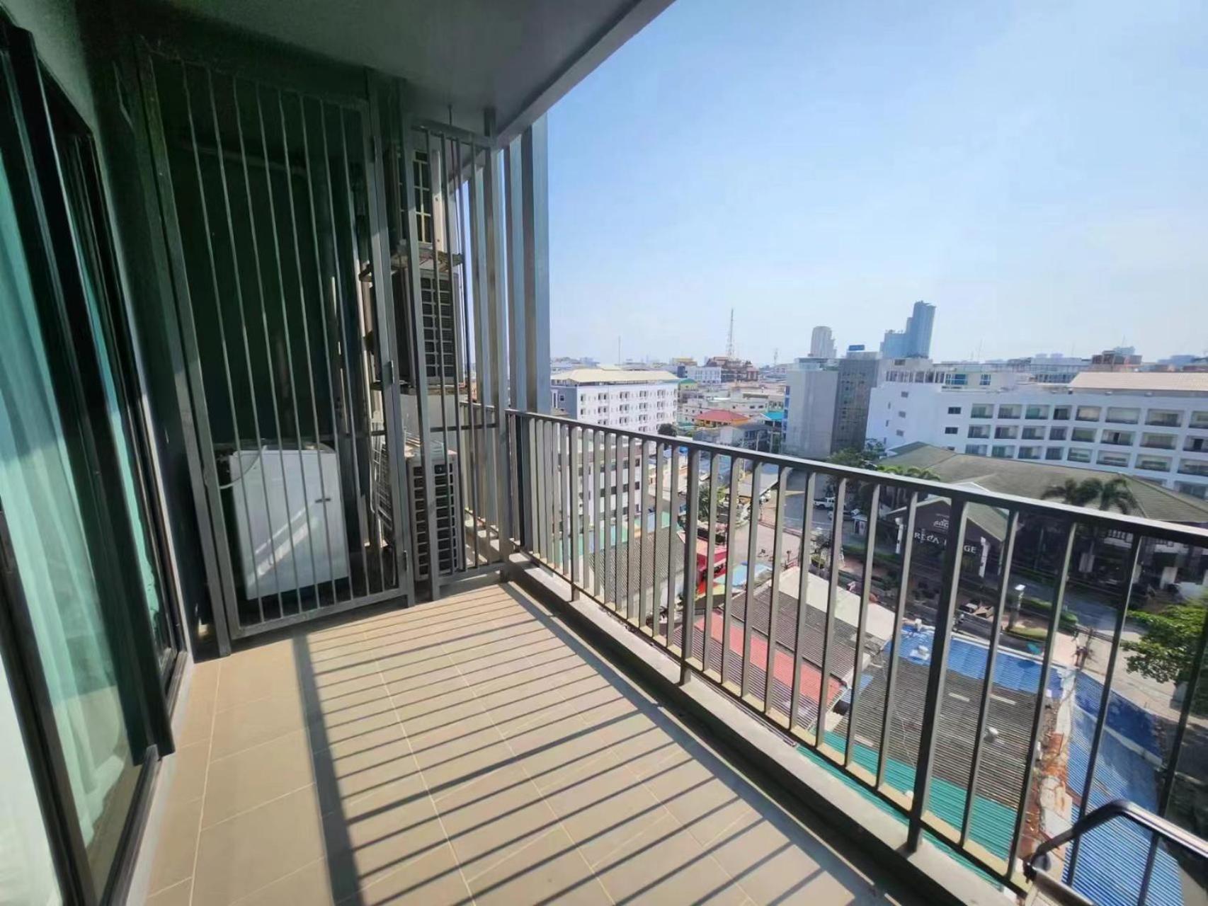 Appartement 芭提雅the Base公寓网红无边泳池 距离海边200多米 步行可到步行街酒吧街商场蒂夫尼人妖秀